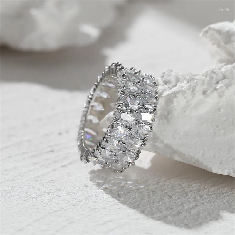 Bröllopsringar Boho Kvinnlig Big Crystal Zircon Stone Ring Luxury Fashion Silver Color Love Engagement Vintage For Women Gifts