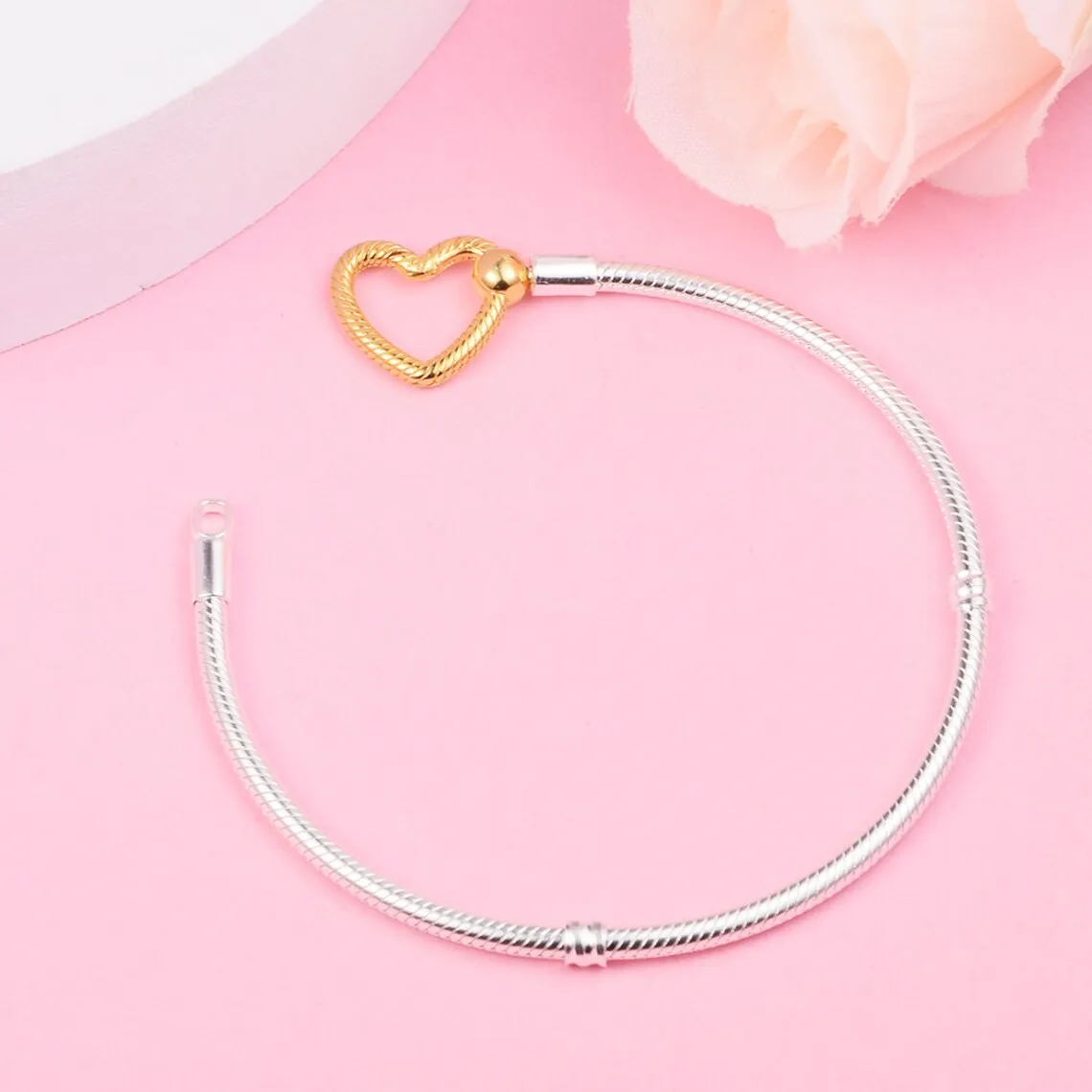 จี้รูปหัวใจสีแดง "รักนิรันดร์" ทำจากเงินสเตอร์ลิงและแก้ว สำหรับสร้อยข้อมือขนาด 3 มม. สไตล์ยุโรป