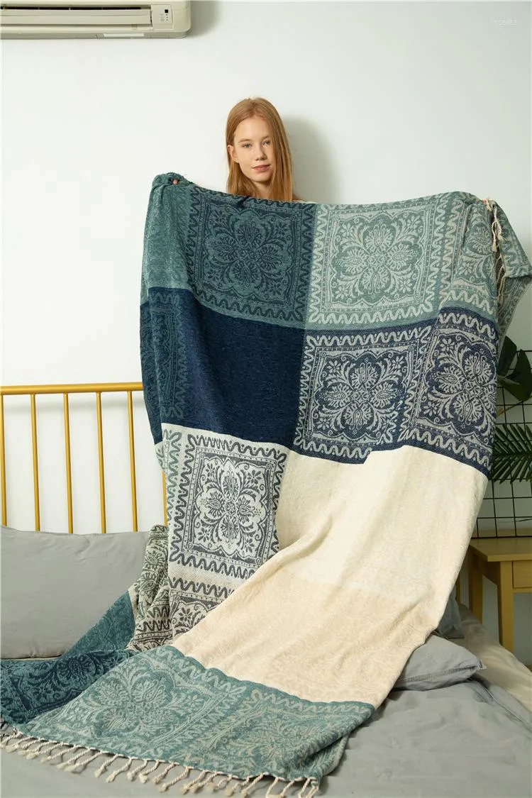 Blankets Mediterranean American Chenille Sofa Cushion Colorful Bohemian Plaids Large Cobertor Blanket With Tassel