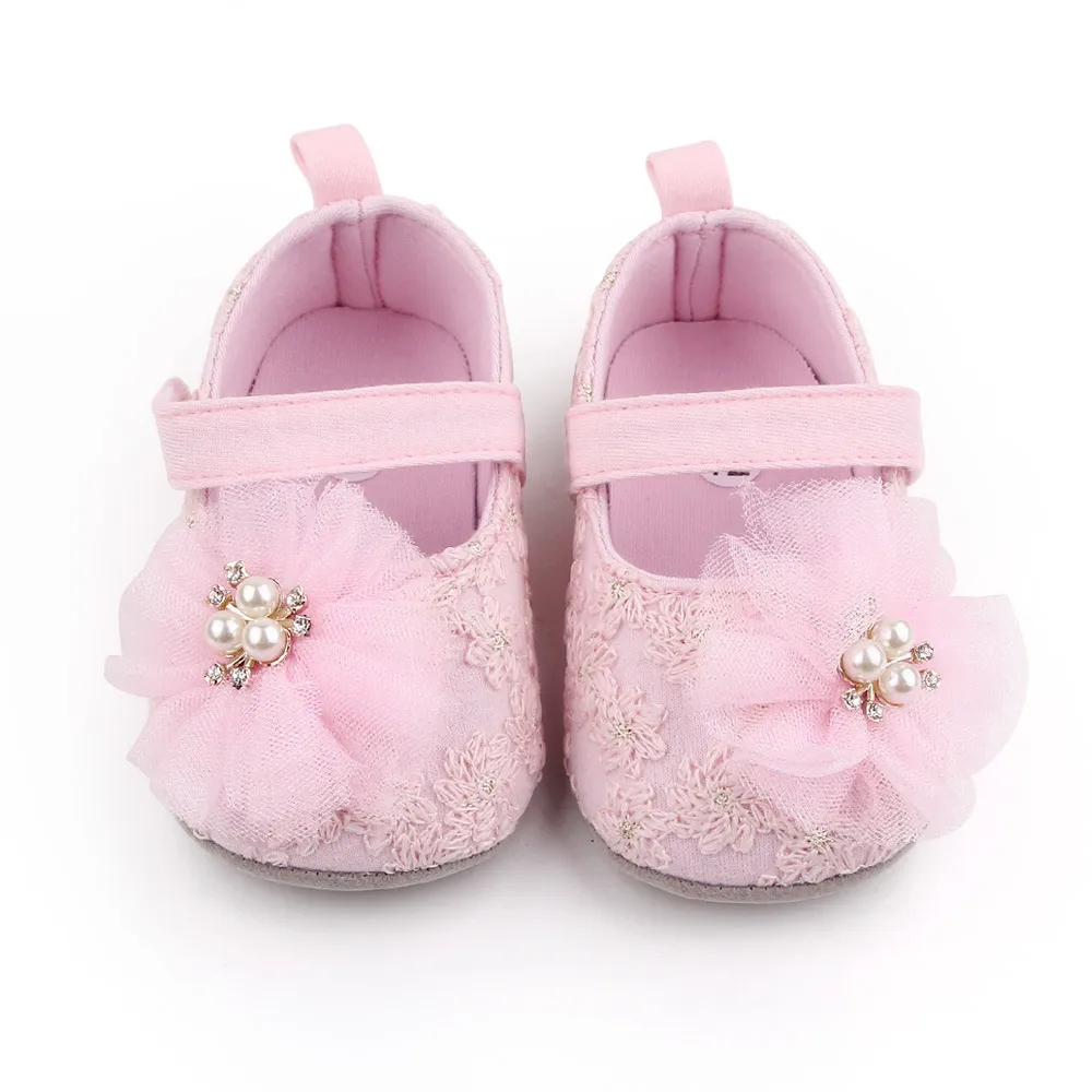 طفلة أحذية الأميرة مع أحذية بيرل زهرة سرير الأطفال الرضع أول أحذية رياضية حديثي الولادة من 0 إلى 18 شهرًا