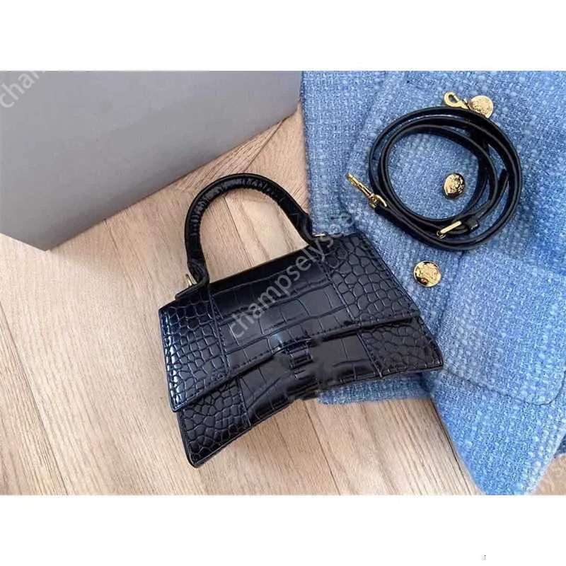 mini designer väska mode totes handväskor timglas kvinnor halv måne afton cross body sten läder retro brev hänge lyx tote purse32