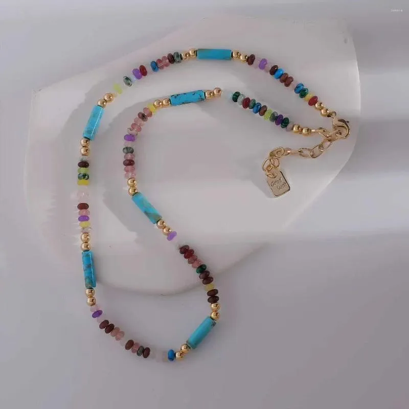 Collana girocollo con bracciale multiplo in pietra colorata, alla moda, fresca e alla moda, per donne con personalità e temperamento