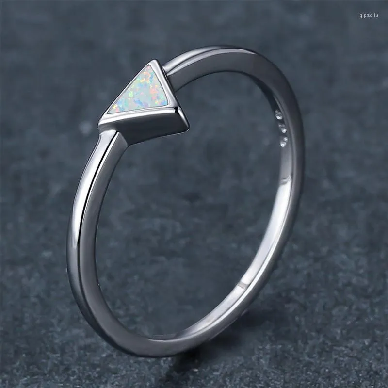 Cluster Rings Trendy Gold Silver Color Wedding Ring White Blue Opal Engagement Thin Minimalist Triangle Small Stone For Women Party