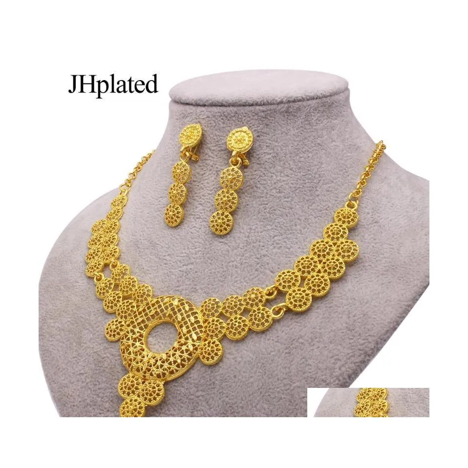 Pendientes Collar Dubai Chapado en oro Conjunto de joyas Ollares Boda Regalos nupciales Fiesta africana Conjuntos de joyas redondas para mujeres Drop Deli Dh7Fx