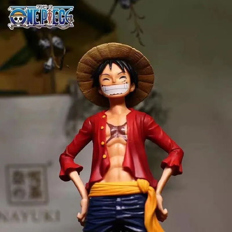 Novelty Games 28cm anime One Piece Montering Figur Säker Smiley Luffy Three Form Face Changing Doll Action Figuring Model Toys Garage Ki