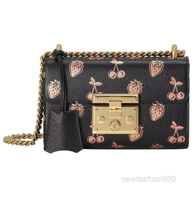 Сумки через плечо Дизайнерская сумка с клапаном Luxurys Designers Lady Women Handbag Модные сумки Mother Cobody Letter Wallet Totes Кошелек Цепи Клубничный мультфильм