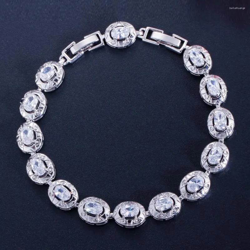 Charmarmband Treegraces Sparkling Cubic Zirconia White Gold Color Geometric Round Link Chain Armband för Ladies Party Costume Jewelry