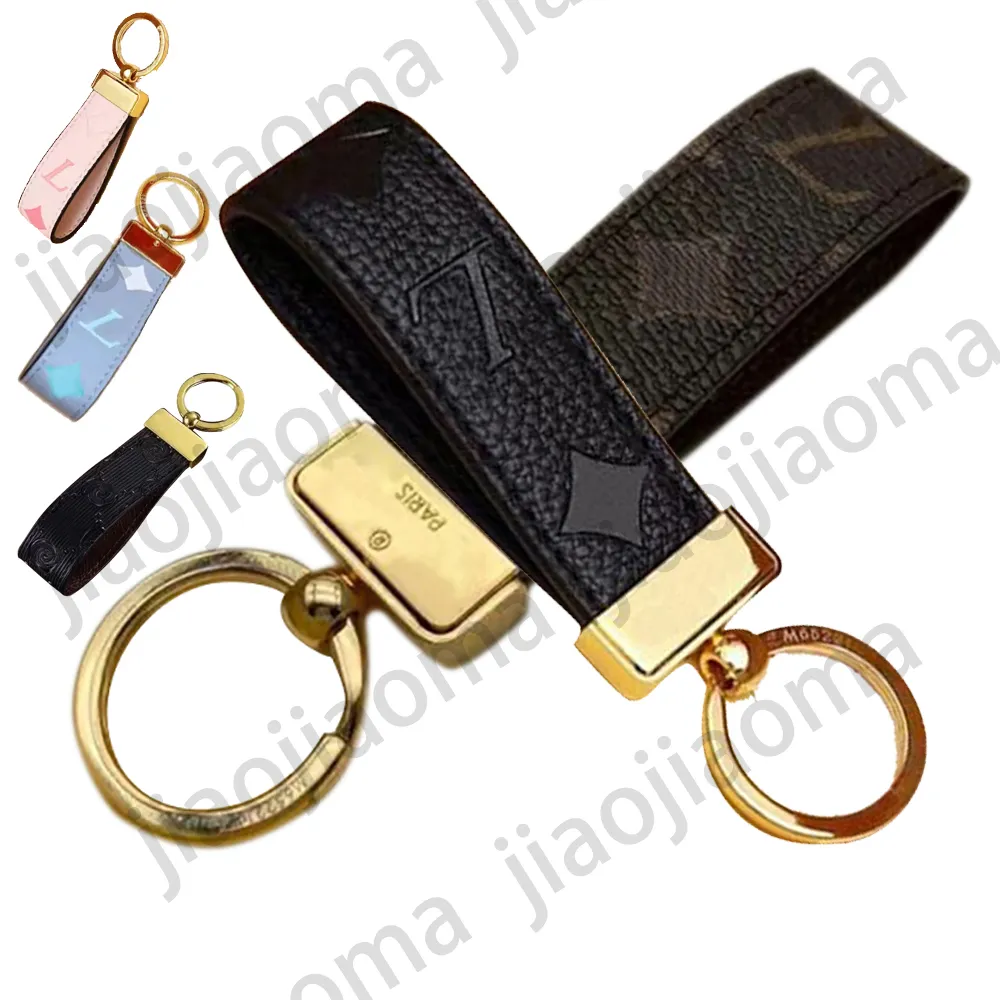 Luxury Designer key rings Card Holder Exquisite Leather Keychain Zinc Alloy Letter Unisex Lanyard cute for women men Black White Metal Small Jewelry accessories 19