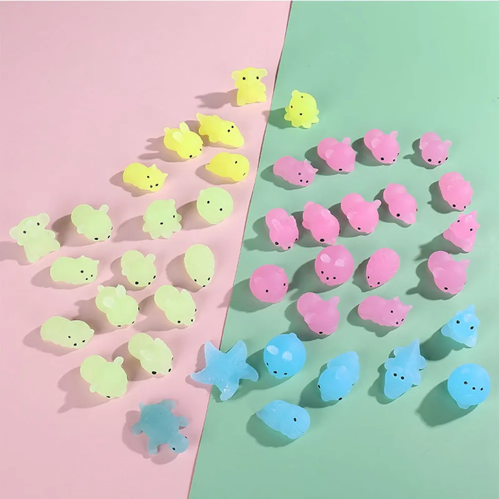 50 pz/lotto Glow Mochi Squishy Giocattoli Spremere Carino Antistress Squish Morbido Mini Animali Luminosi nel Buio Bambini Giocattoli per I Bambini 1241