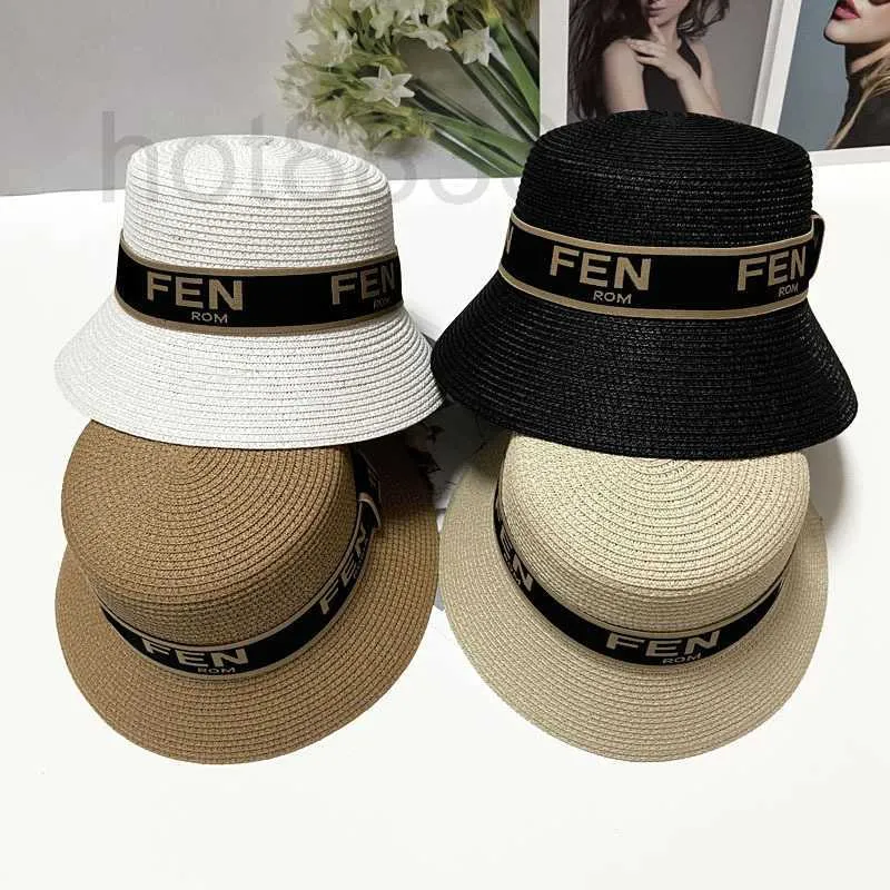 Wide Brim Hats & Bucket Designer Round top straw hat Fashion big brim woven sun Women's casual protection breathable personality G0F2