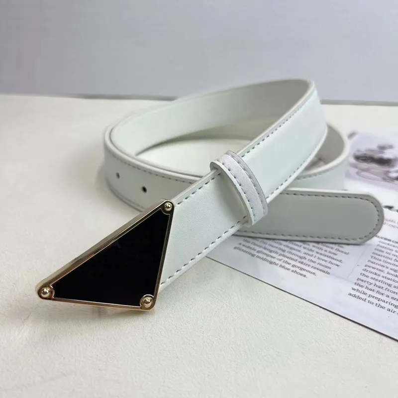 Women Belts Designer Mens Belt Street Fashion Triangle Withband Largura 3cm Designers Casual Letras Correia Cireta de couro D2212232f