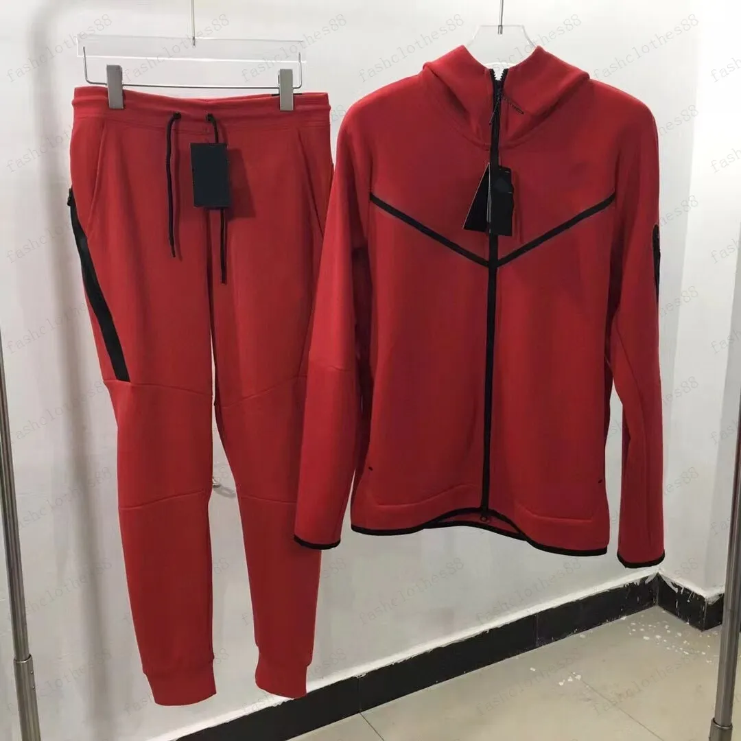 Nike Sportswear Tech Nike Tech Fleece Jogger Rot Red Nike Anzug