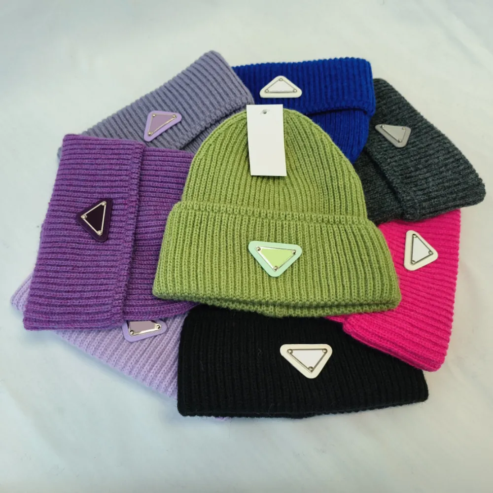 Bamans pour hommes Designer Bonnet Bonnet Head Winter Capes tricots chauds Femelle Femelle Option multicolore