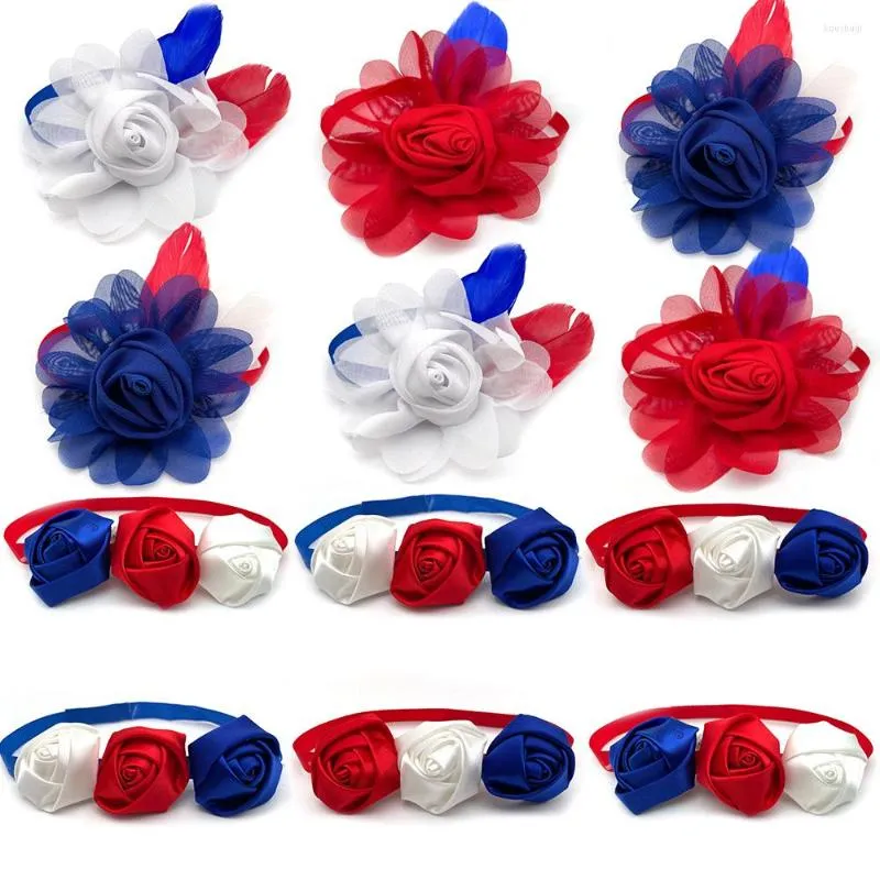 Hundebekleidung 50/100 Stück Haustier American Independence Day Zubehör Pflegefliegen Rosenblumen Krawatte mit Feder für kleine mittelgroße Hunde