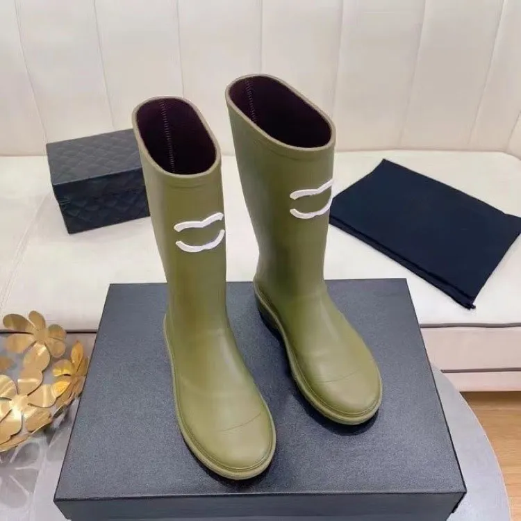 Hot Top Ls Boots Brand Designer Square Toe Femme Bottes de pluie Talons épais épais
