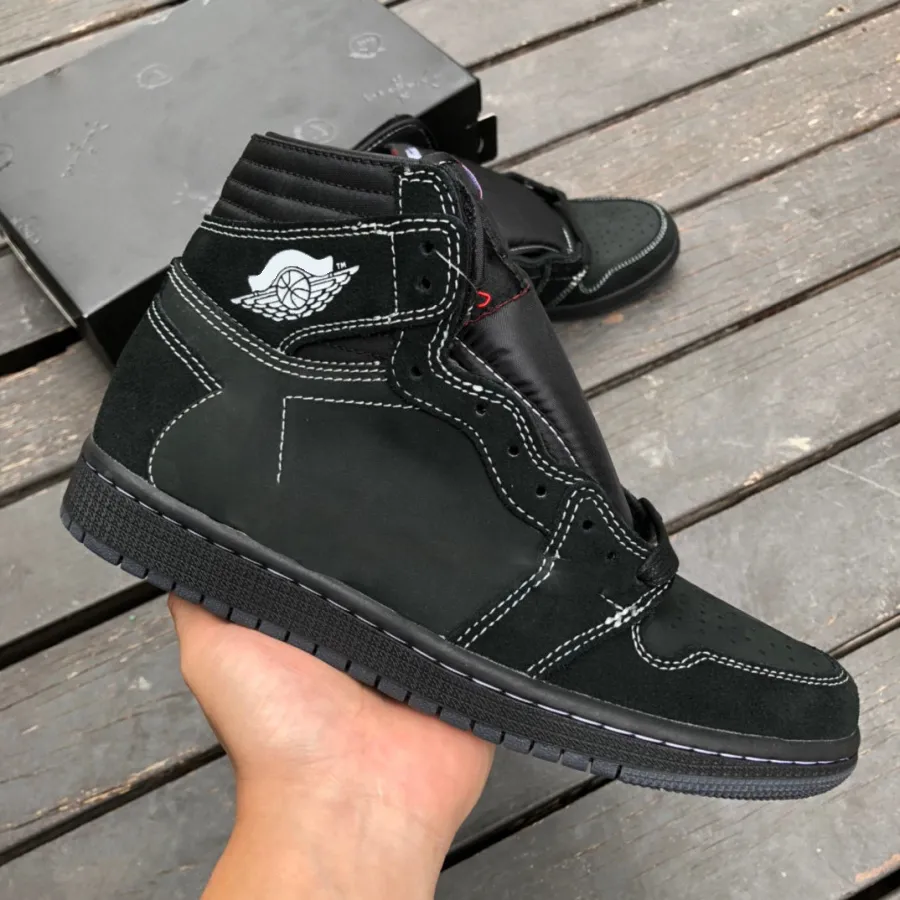 ☆t-naka☆Black Phantom\" Official Photos of the Travis Scott x Air Jordan 1 Low OG 