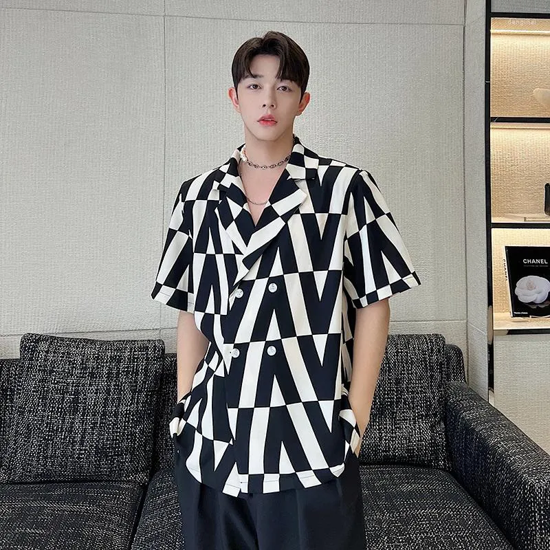 メンズカジュアルシャツ2022夏の幾何学的な印刷韓国ファッションシャツシャツメンズハラジュクダブル胸ブラウスカミザデホンブレ