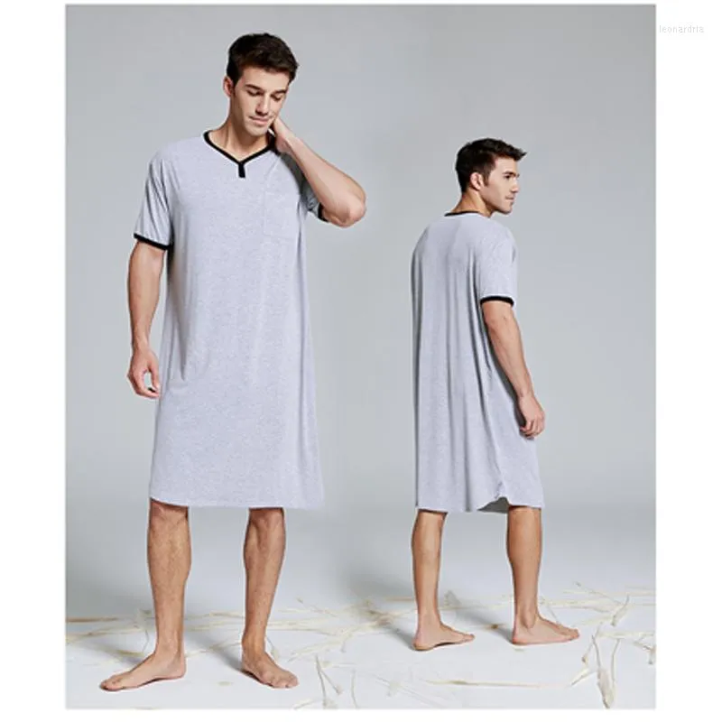 Vêtements de nuit pour hommes Peignoirs à manches courtes en coton Vintage Pyjamas col en V Poches Couleur unie Chemise de nuit Peignoirs Homewear M-3XL Survêtement