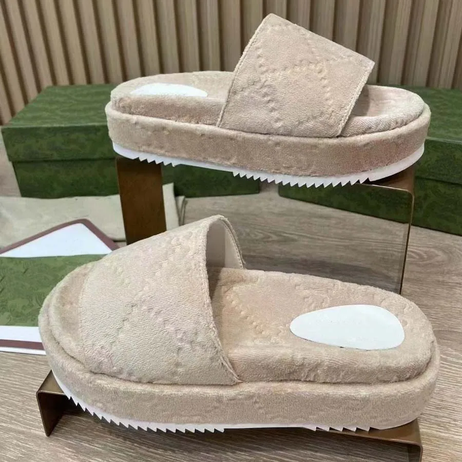 Damskie buty męskie 2023 Kapcieczki biegacza Sandały Sandały Sandały Projektowanie Pianka Pure Onyx Ocher Bone Sand Woman999