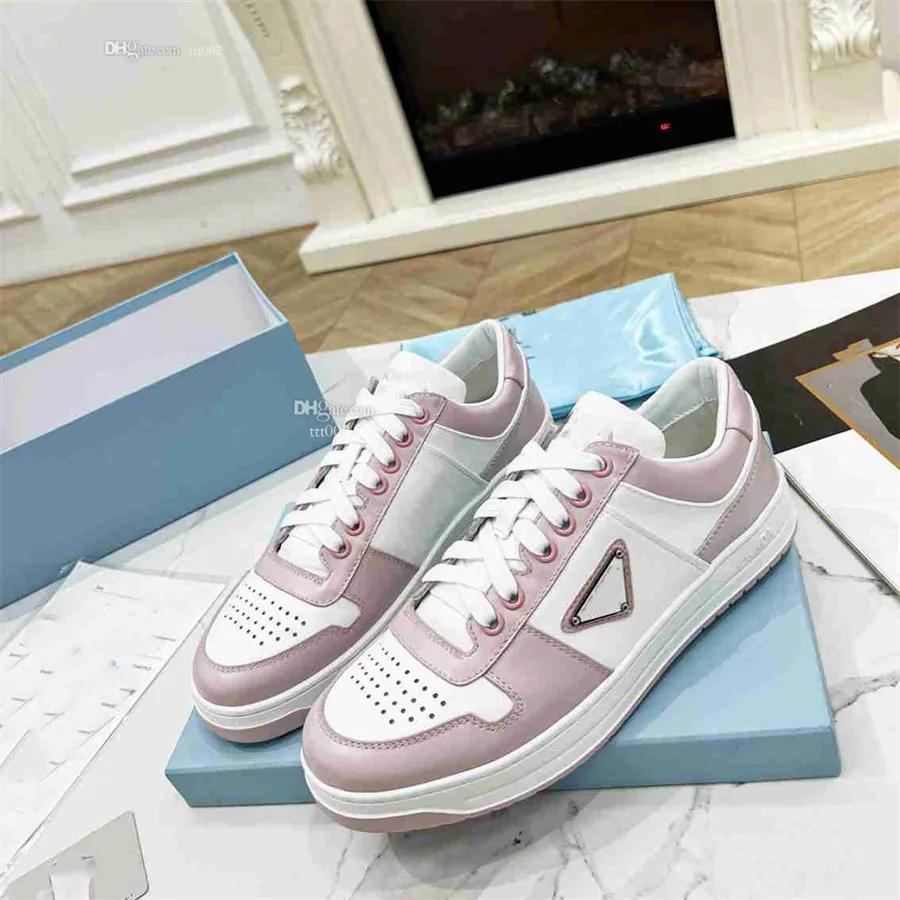 Designer Casual Downtown Sneakers in pelle traforata Scarpe Prads Scarpe da allenamento Moda Scarpe da ginnastica di lusso Piattaforma Scarpe con lacci Stampa Plate-forme hdfhf