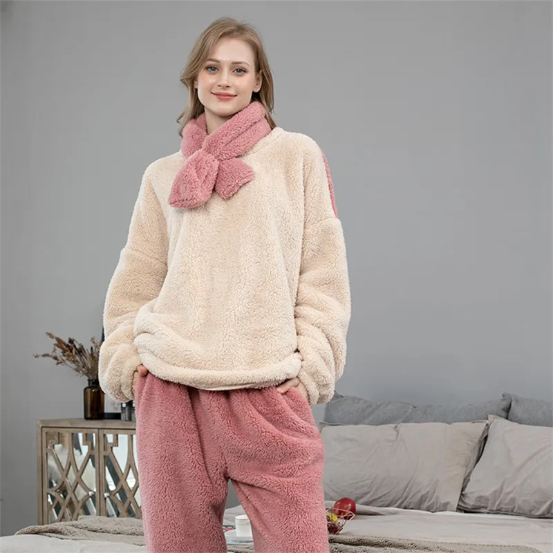 Hemkläder korall sammet pyjamas på hösten och vinter stor storlek förtjockade plysch hushållskläder långärmad kvinnors flanell distribueras till fabriker direkt