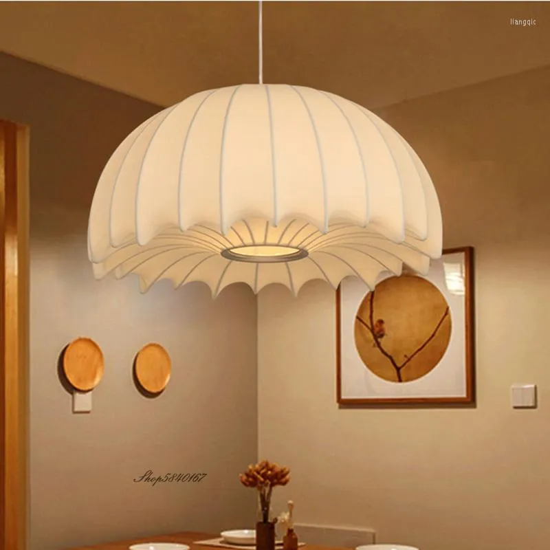 Pendellampor italienska silkeljus kreativa maneter ljusarmaturer för matsal sovrum belysning armatur modern hängande lampa