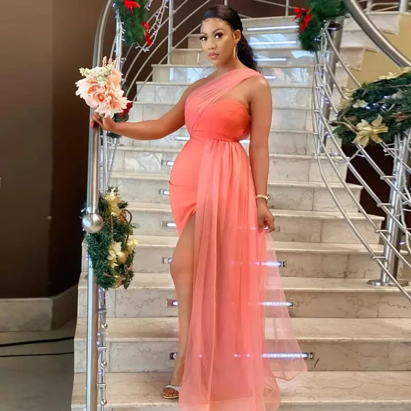 Convertible One Shoulder Long Watermelon Bridesmaid Dresses Side Slit Overskirt Sweetheart Neck Floor Length Sheath Simple Wedding Guest Prom Party Dress 2023