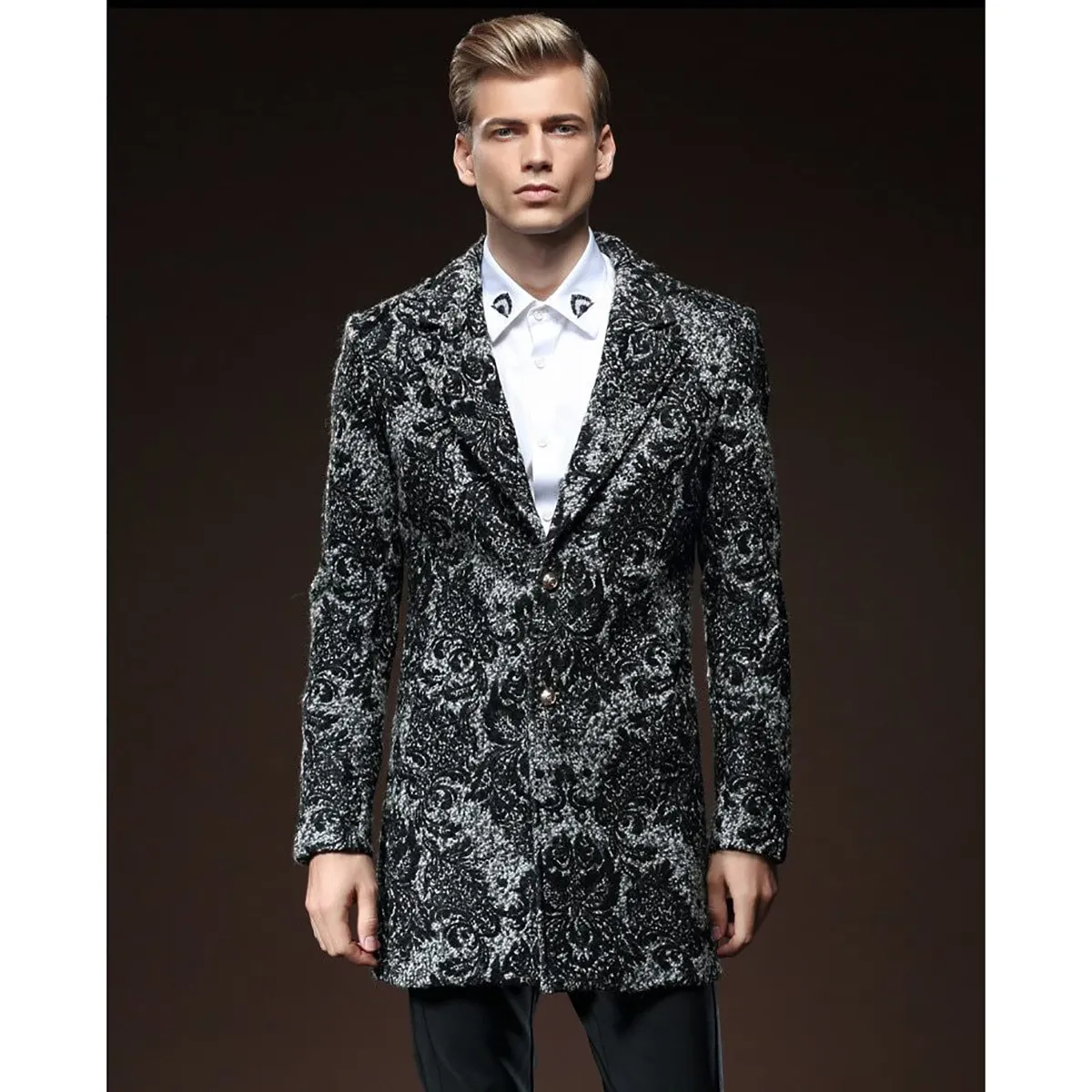 One Piece Wedding Tuxedos Men Suits Jacquard Weave Modern Formal Slim Two-Button Customized Fit Notched Lapel Three Outer Pockets Medium Long Coat