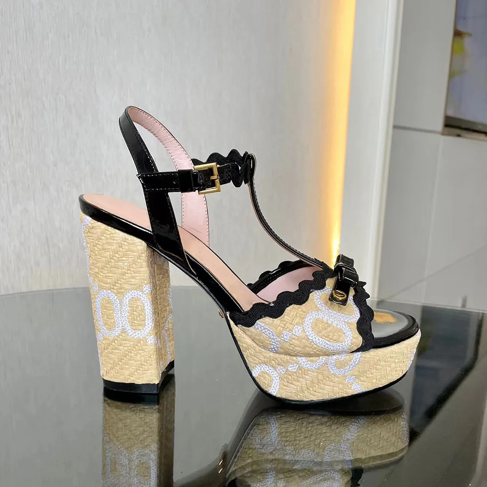 Sandali intrecciati alti discount