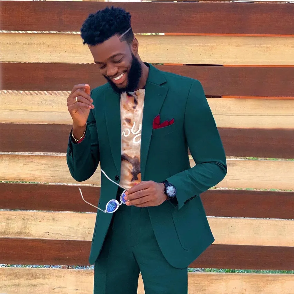 Emerald green groomsmen suits 2025