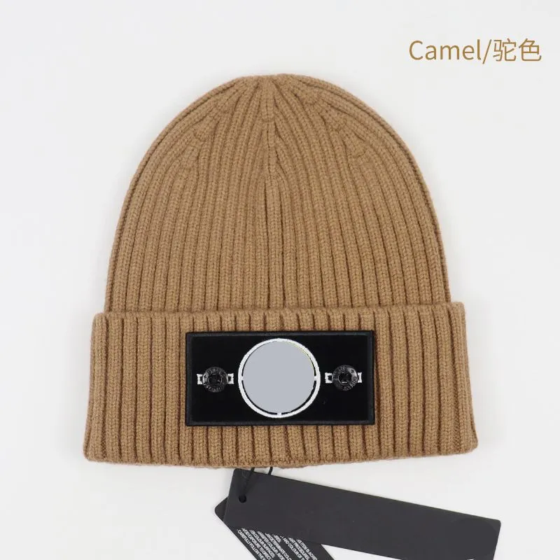 도매 2013 캡 디자이너 편지 Jacquard Beanie Island 남자 여자 따뜻한 양모 니트 모자 유니슬 Ski 모자