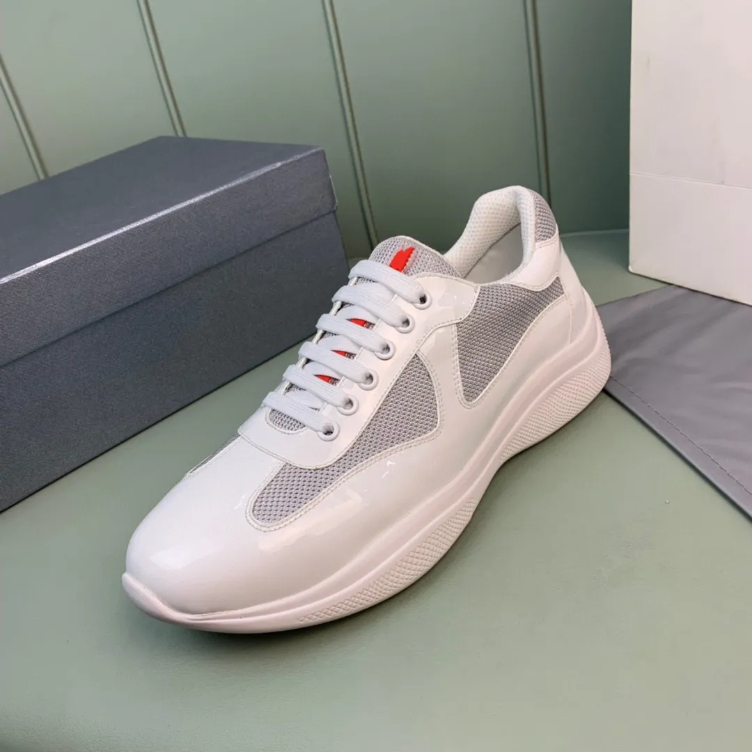 أنيقة العلامة التجارية Men America's Cup Bike Fabric Sneakers أحذية براءة اختراع جلدية شبكية شبكات أحذية مسطحة المدربين مصمم حذاء رياضة أخضر أحمر الدانتيل النايلون المشي غير الرسمي