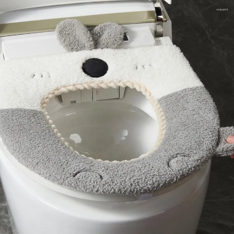 Coprisedili per WC universali addensati morbidi per il cuscino di copertura Tappetino in peluche per cartoni animati Cuscino caldo con design della maniglia