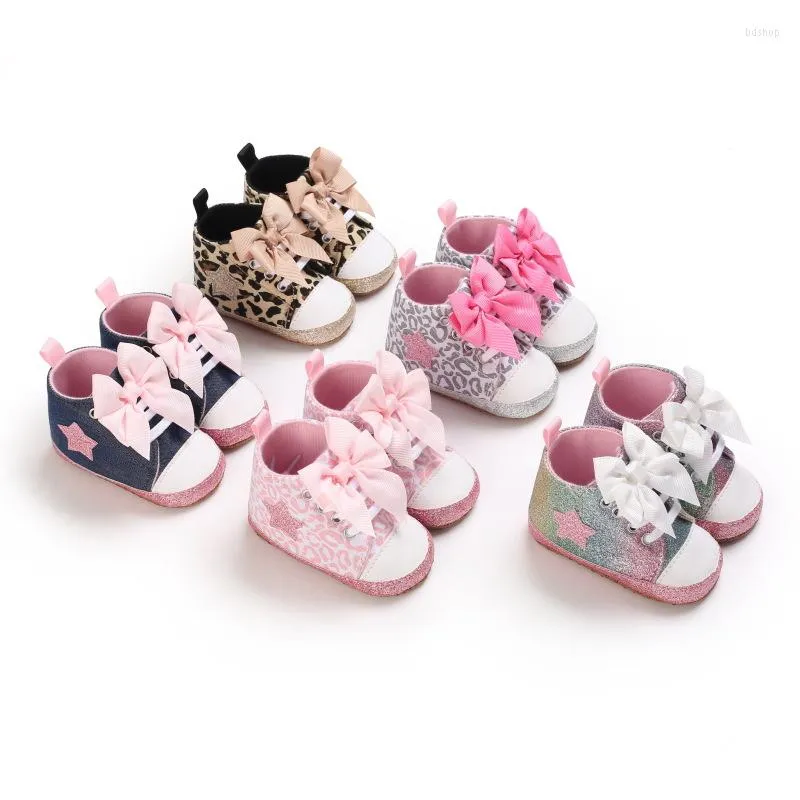 Pierwsze spacerowicze Born Chłopiec Buty Bow Leopard Sneaker Baby Bawełna miękka antypoślizgowa podeszła przedwalka niemowlę małe dziecko swobodne łóżeczko płótna