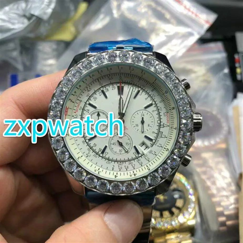 Diamonds Bezel Luxury Quartz Watch High Quality rostfritt st￥lfodral och Watchband White Black Dial Full Works Chronography Men WA2838