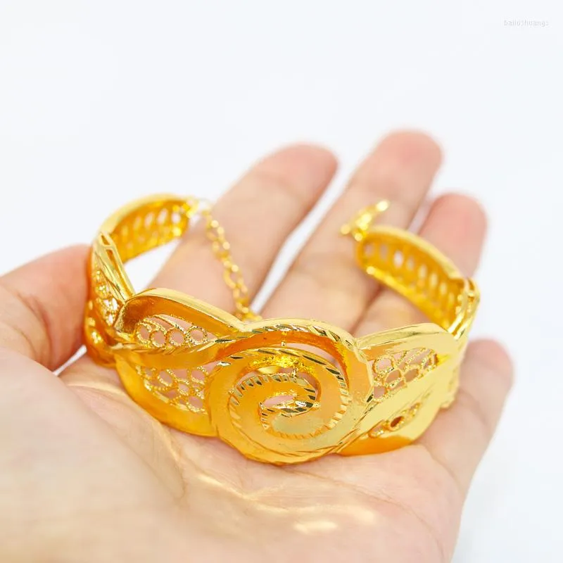 Bangle 24k Guldarmband f￶r kvinnor Dubai Brud br￶llop Etiopiska Afrika Arabiska smycken Charm