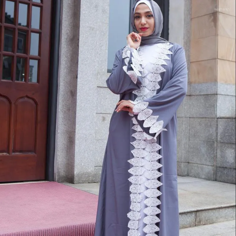 Roupas étnicas Europa e Oriente Médio deixam o manto feminino de renda com cinto sem turbano muçulmano Comfort ABAYA