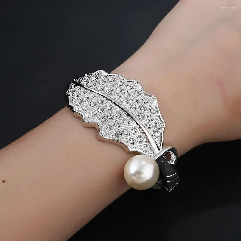 Bangle Korean Fashion Heavy Industry Original Leaf Form Open Armband Female Hip-Hop Punk Cuban Garbage Eesthetic Accessories