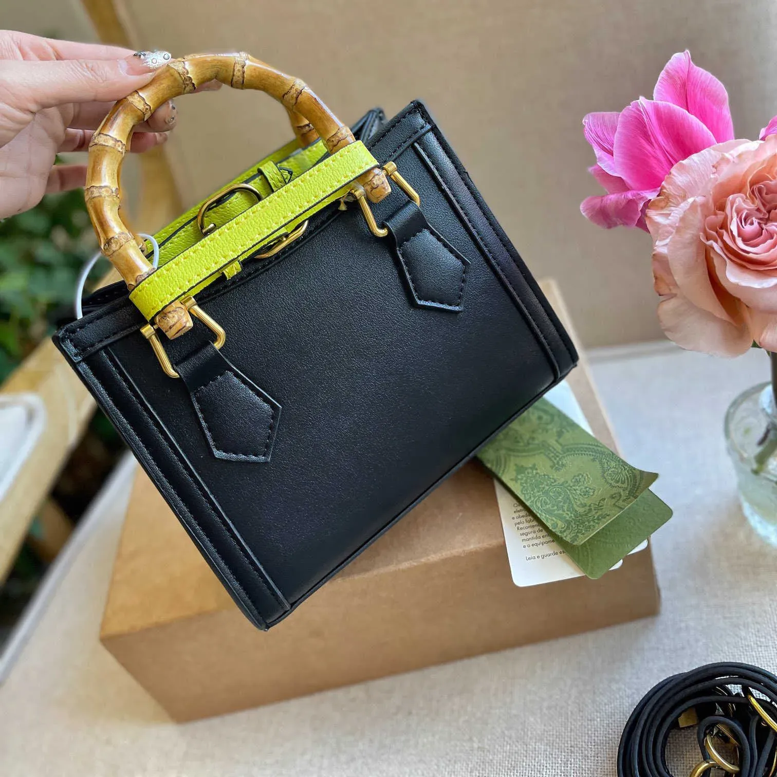 Små designer handväskor diana bambu väska vintage utsökta lady shopper handväska fritid parti crossbody axel väska lyx plånbok gåva