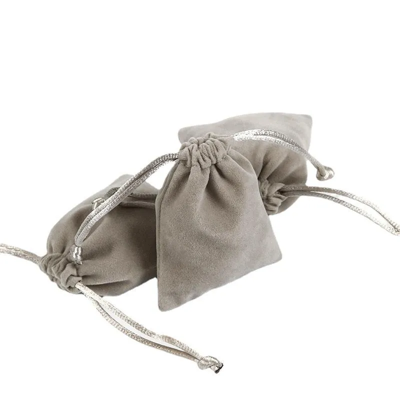 Sacs de velours gris Bijoux Sac à cordon Perle Cosmétique Mariage Candy Conteneur Sacs d'emballage de stockage RRA805