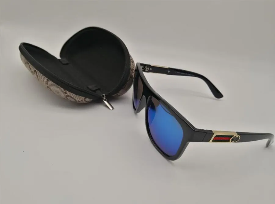 Luxury de cr￩ateur de luxe Lunettes de soleil Designer Lunettes de soleil Eyeglass Femmes Men Verres pour femmes Verre Soleil UV400 LENS UNISEX AVEC BOX