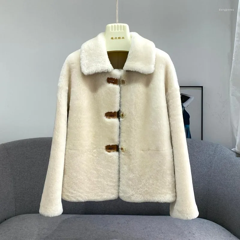 Cappotto da donna in pelliccia merino 2022 Giacca da donna alla moda femminile in lana corta da donna in vero agnello invernale