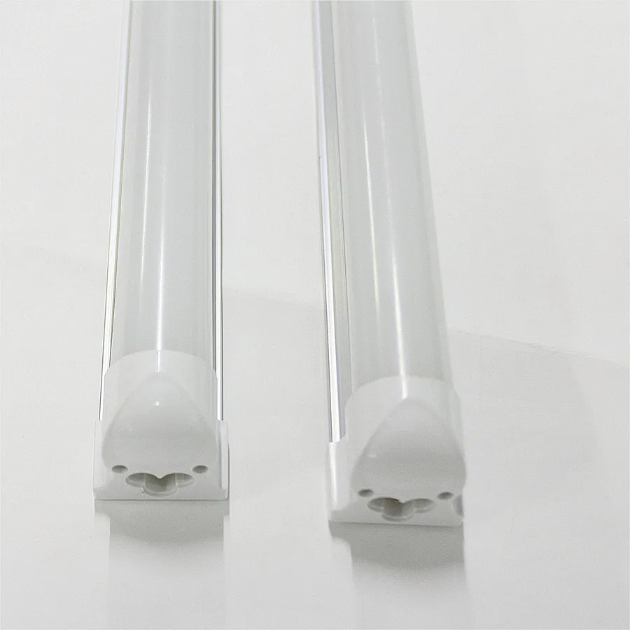 Tubos T8 Luz de cor de 5 pés de 5 pés 24w AC180-260V Lâmpada de alumínio color