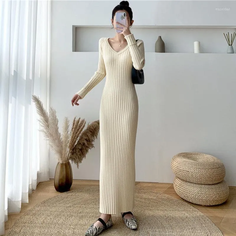 Casual Dresses Autumn Woman Long Sweater Dress Female V-neck Sleeve Thick A-Line Ladies Jumper Slim Knitting Vestidos G218