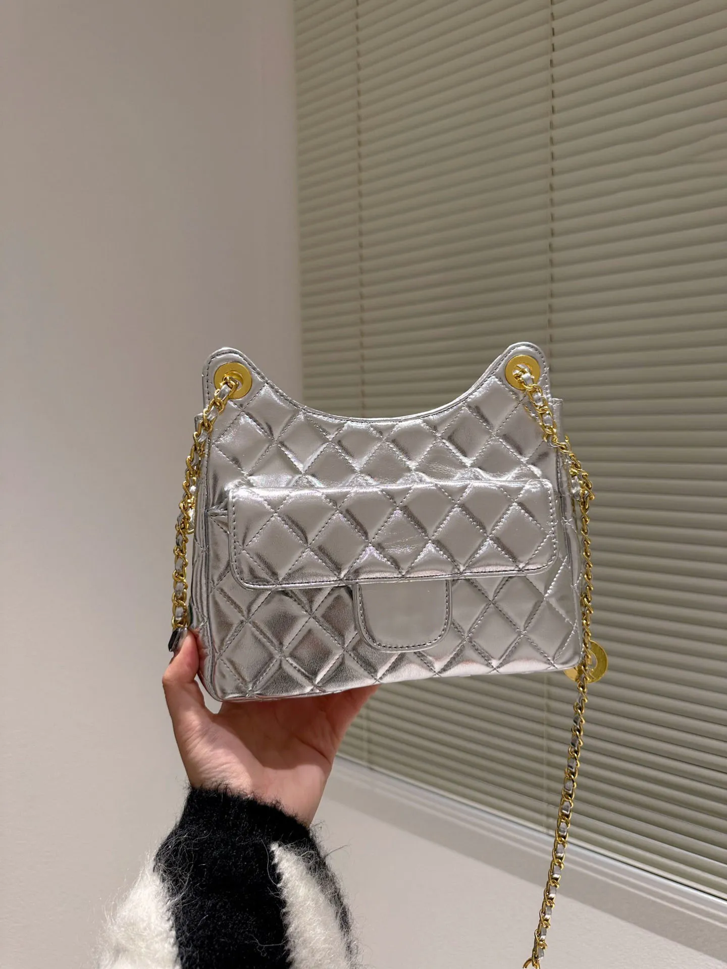 Bolsos de piel al por mayor sales