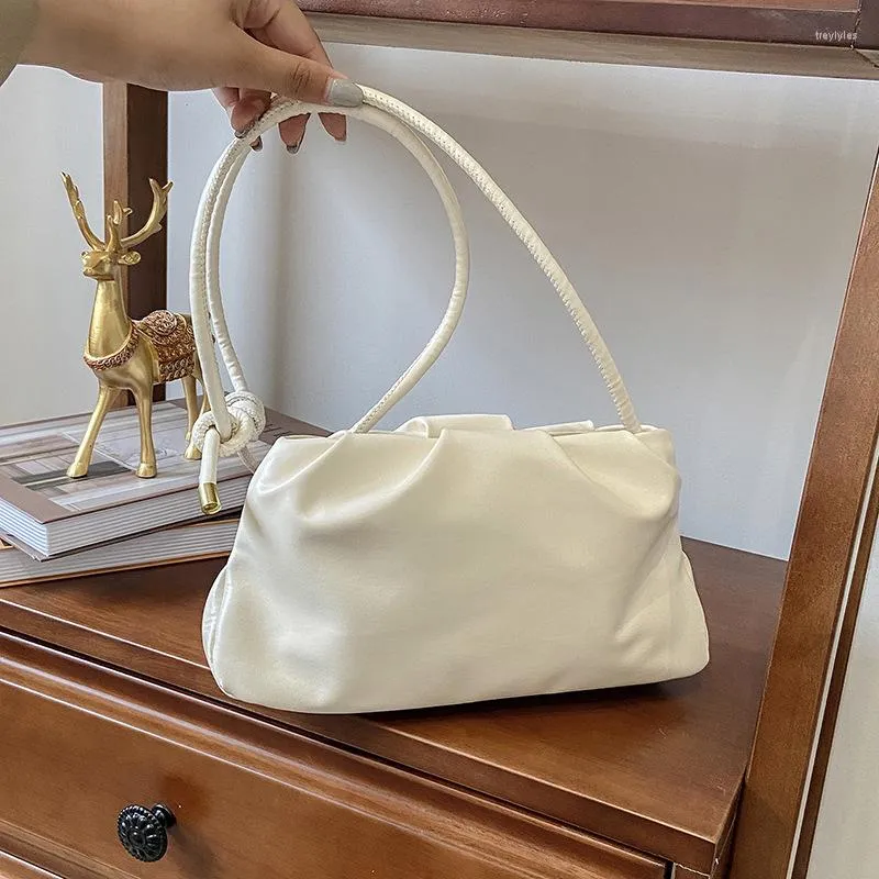أكياس مسائية 2022 عالية الجودة حقيبة حبال صغيرة بيضاء البيضاء امرأة الكتف على الكثافة الموضة رسول الكورية النسخة المستطيل سيدة