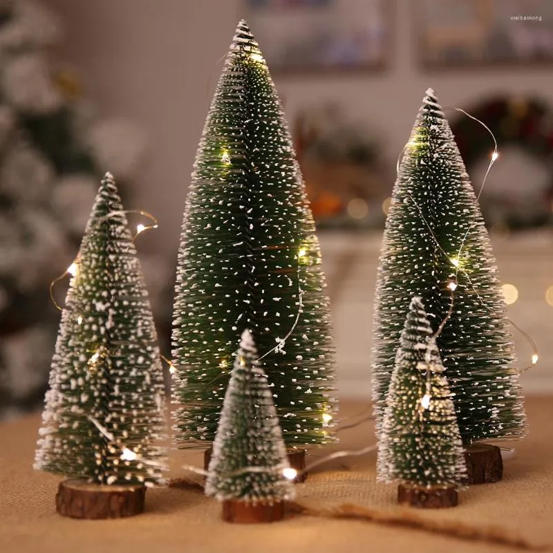 Julekorationer 1 st miniträd 2023 Liten cederträ för hemfest år bordsdekor xmas prydnad barn gåva diy