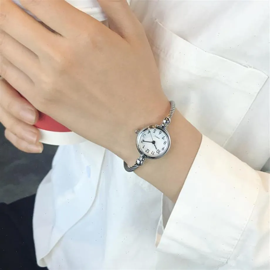 Watch Bracelet Female Opening Students Give Girls Birthday Gifts Korean Version Of The Creative College Style Thin Chain Watches3063