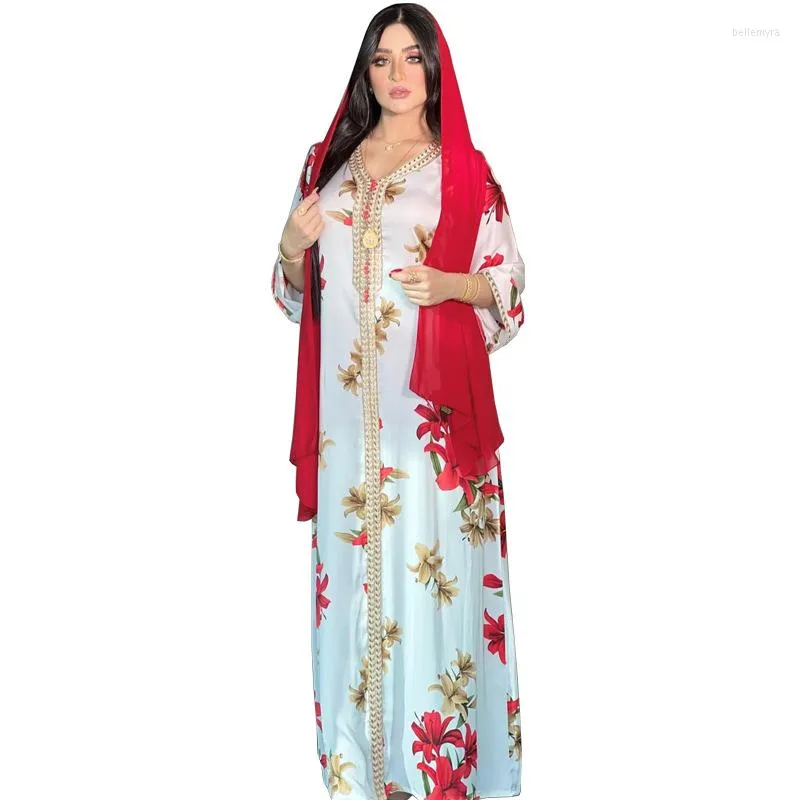 Abbigliamento etnico Abito stampato musulmano Abiti a costine in pizzo mediorientale Tessuto fresco e liscio Gonna fluente con fiori rossi da donna di Dubai