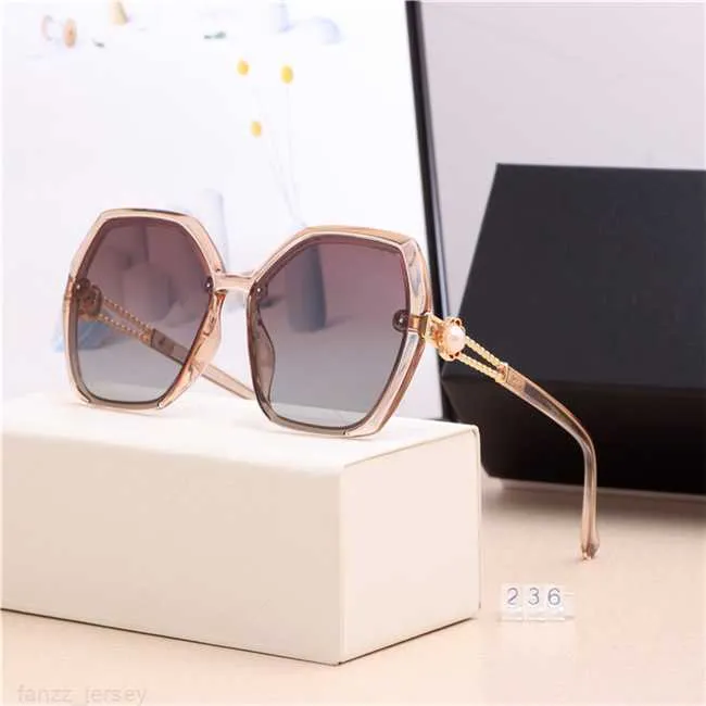 Sunglasses Designer Women Oversized Fashion Sun glasses Womens Vintage Eyewear Feminino Big pearl Rhinestones Shade UV400 With Boxfor man woman